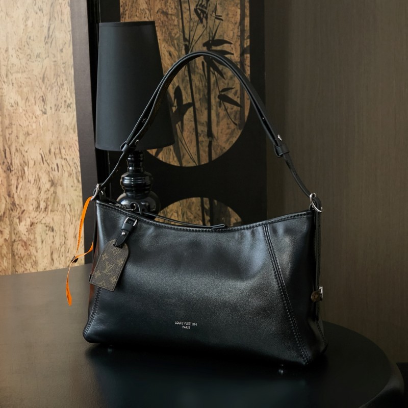 Louis Vuitton   1500M28160