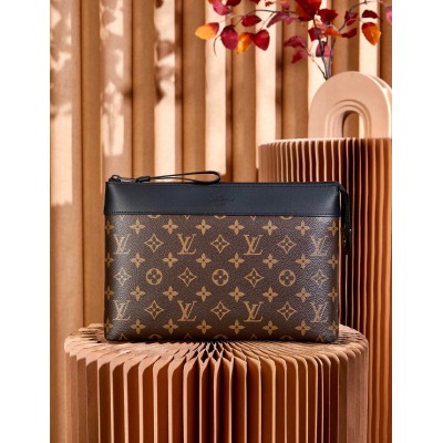 Louis Vuitton M82543 Vintage Men's Handbag