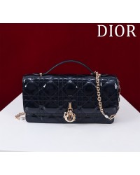 DIOR Pearl Chain Handbag
