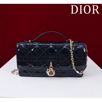 DIOR Pearl Chain Handbag